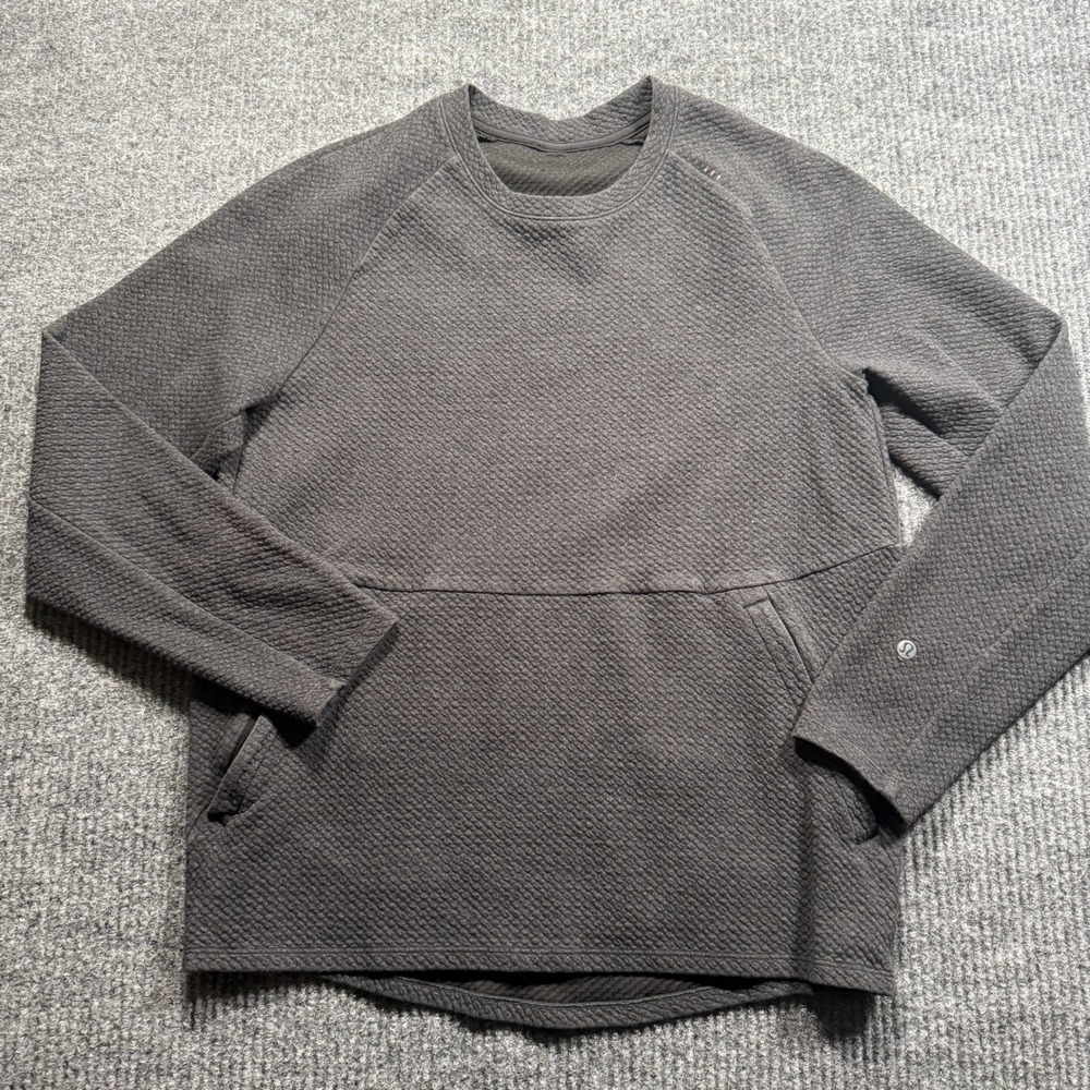 Lululemon Engineered Warmth Crewneck Mens Small Gray Athleisure Techwear Gym